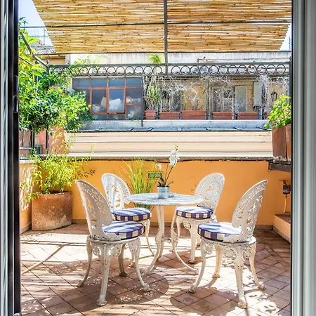Frattina Apartamento