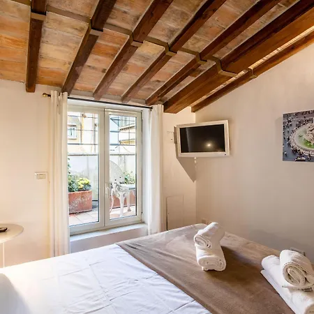 Apartamento Frattina Roma