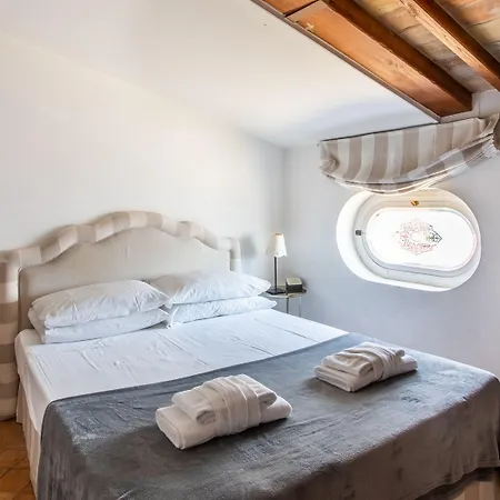 Frattina Apartamento *