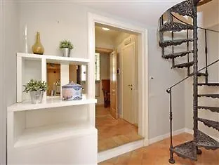 Apartamento Frattina Roma
